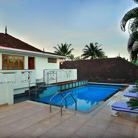 Triveny River Palace Hotel Alappuzha Eksteriør billede