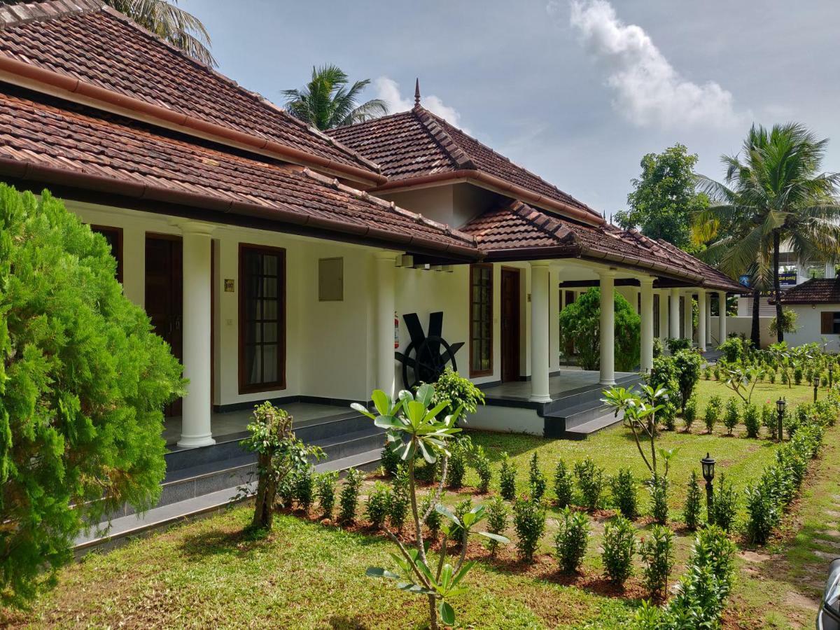 Triveny River Palace Hotel Alappuzha Eksteriør billede