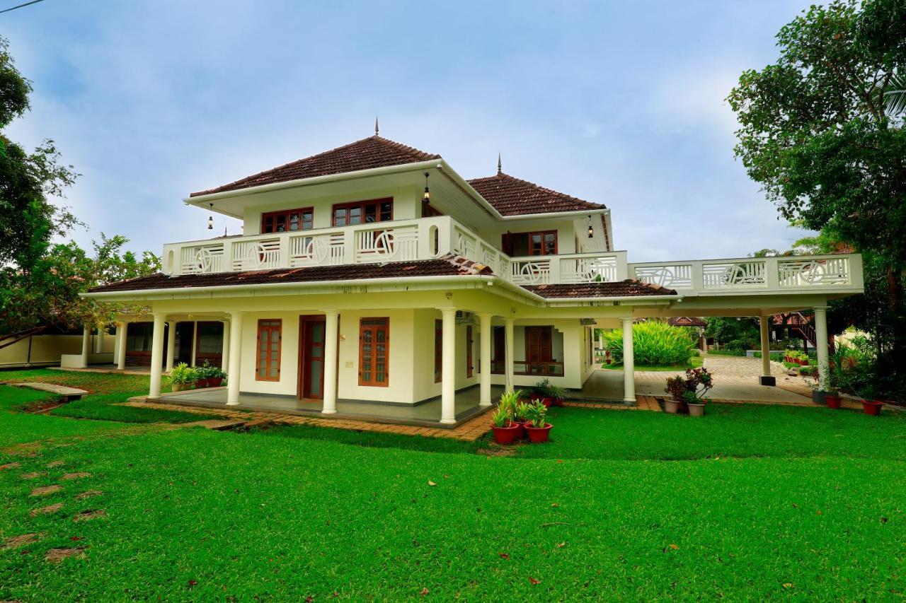 Triveny River Palace Hotel Alappuzha Eksteriør billede