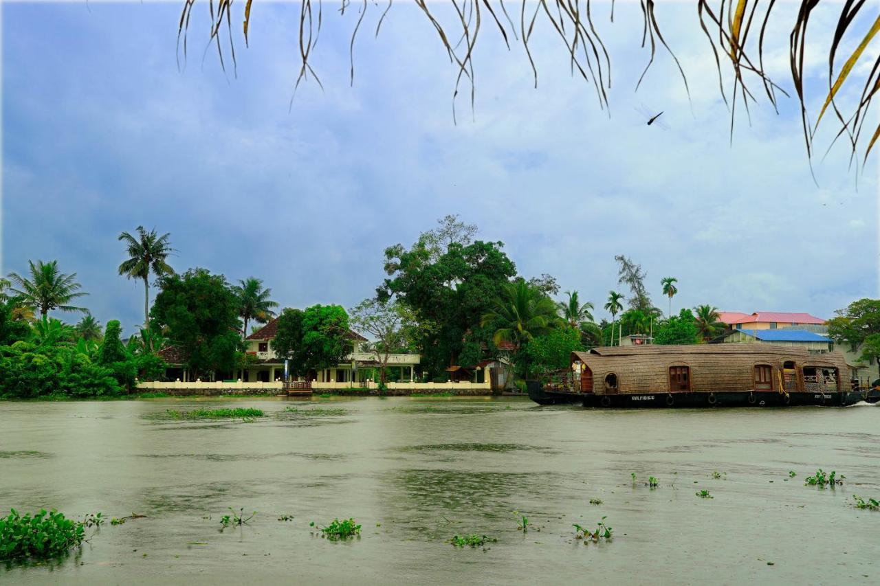 Triveny River Palace Hotel Alappuzha Eksteriør billede